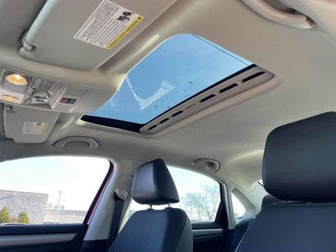 Used 2022 Volkswagen Passat 2.0T SE image 11