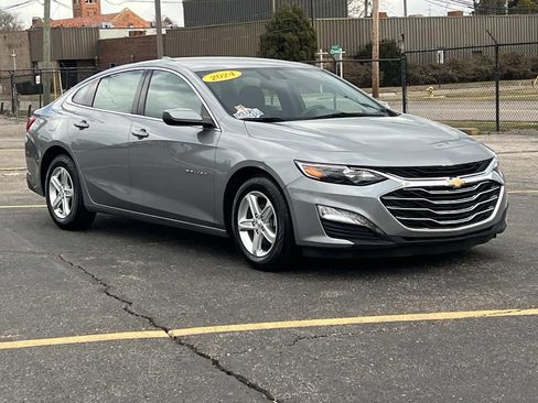 Used 2024 Chevrolet Malibu LT FWD image 7