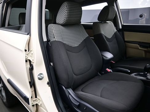 Used 2012 Kia Soul ! FWD image 13