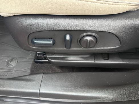 Used 2023 Buick Encore GX Preferred w/ Cold Weather Comfort Package FWD image 26