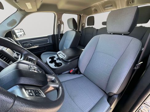 Used 2024 RAM 1500 Classic SLT AWD/4WD image 19