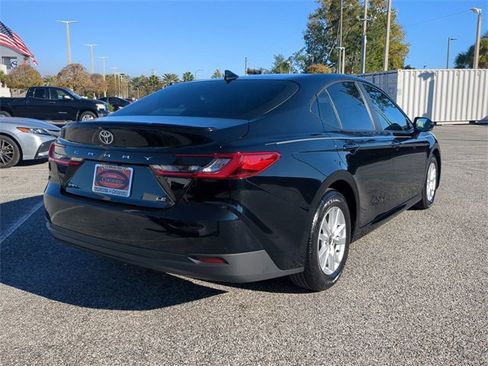 Certified 2025 Toyota Camry LE image 4