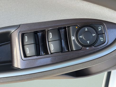 Used 2023 Chevrolet Malibu LS FWD image 17