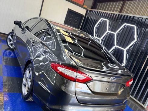 Used 2016 Ford Fusion SE w/ Equipment Group 201A image 20