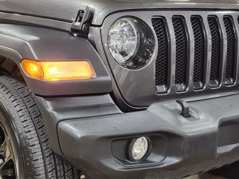Used 2021 Jeep Wrangler Unlimited Sport AWD/4WD image 13
