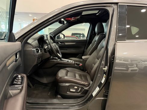 Used 2021 MAZDA CX-5 Signature AWD/4WD image 6