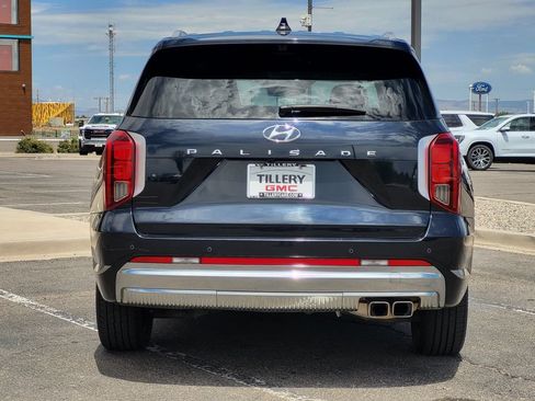 Used 2024 Hyundai Palisade Calligraphy FWD image 6