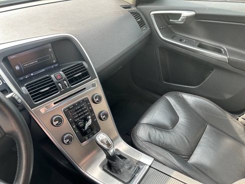 Used 2013 Volvo XC60 3.2 FWD image 21