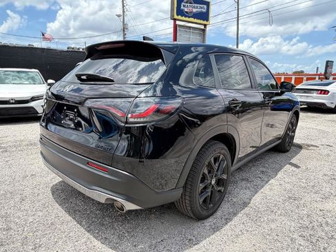 Used 2025 Honda HR-V Sport image 5