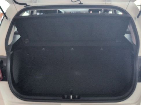 Used 2025 Hyundai Venue SEL FWD image 27