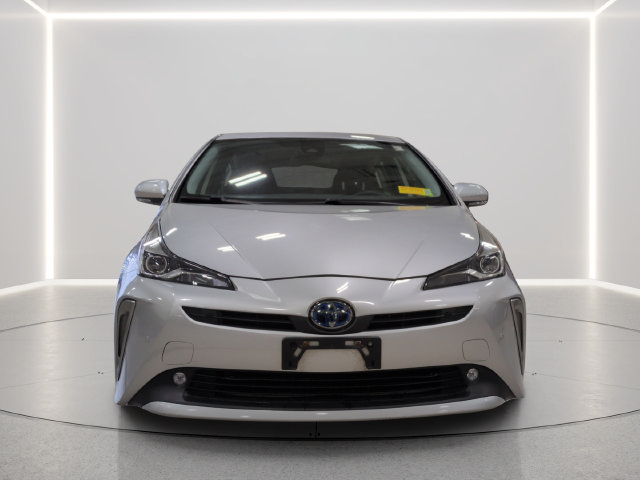 Used 2022 Toyota Prius LE AWD/4WD image 9