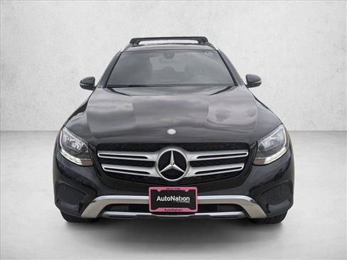 Used 2017 Mercedes-Benz GLC 300 image 2