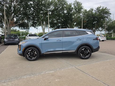 Certified 2026 Kia Sportage EX AWD/4WD image 5