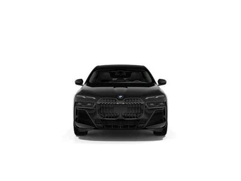 New 2026 BMW 740i image 2