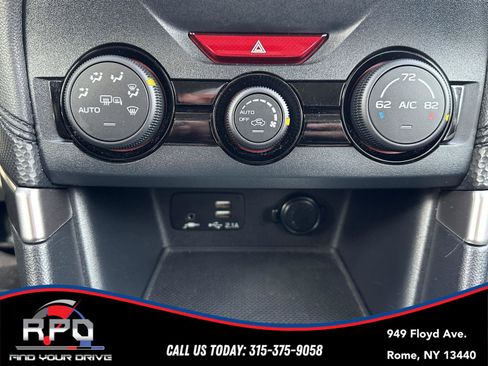 Used 2019 Subaru Forester Premium w/ All-Weather Package image 21