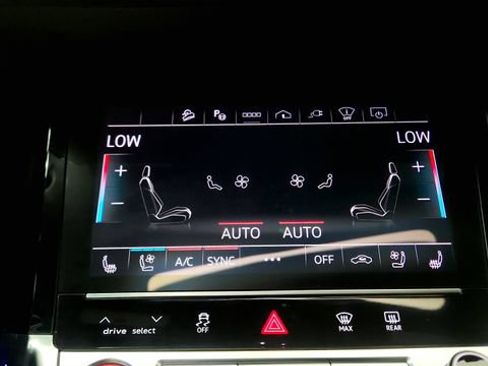 Used 2024 Audi Q8 e-tron Premium Plus AWD/4WD image 68