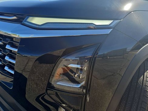 Used 2025 Chevrolet Equinox LT AWD/4WD image 31