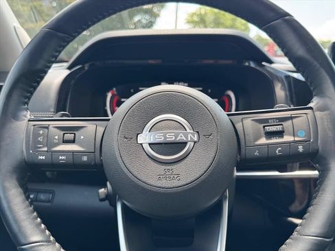 Used 2023 Nissan Pathfinder Platinum AWD/4WD image 19