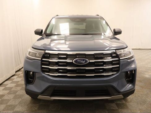 New 2026 Ford Explorer Active w/ Active Comfort Package AWD/4WD image 4