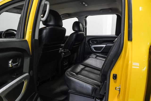 Used 2017 Nissan Titan PRO-4X w/ Pro-4x Convenience Package AWD/4WD image 36