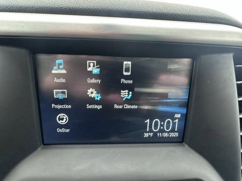 Used 2019 GMC Acadia SLE image 26