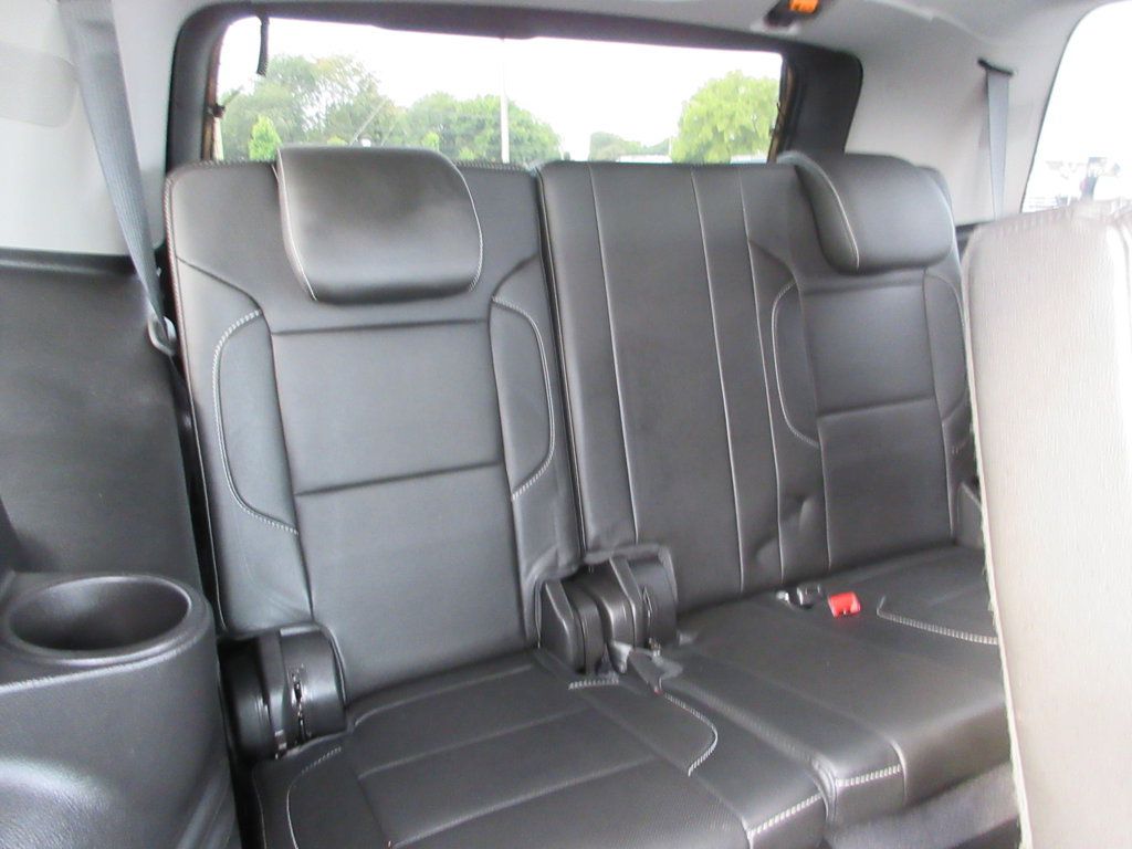 Used 2019 GMC Yukon SLT w/ Graphite Performance Edition AWD/4WD image 28