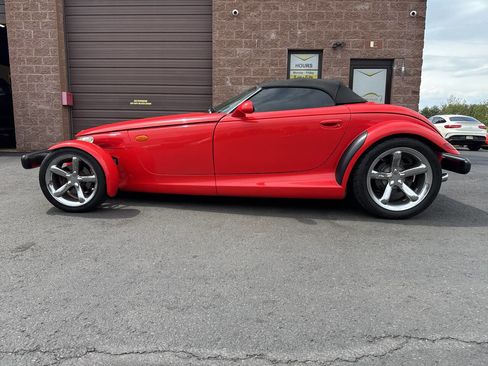 Used 1999 Plymouth Prowler RWD image 21