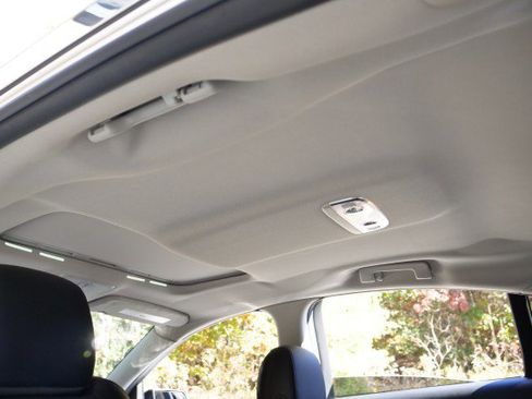 Used 2017 Chevrolet SS image 33