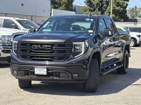 Used 2024 GMC Sierra 1500 SLT w/ Max Trailering Package AWD/4WD image 3