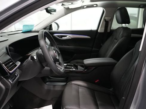 Used 2025 Buick Envision Avenir AWD/4WD image 15
