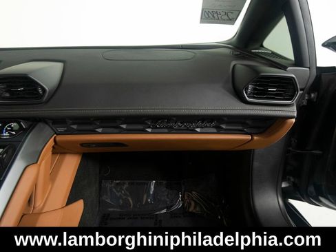 Used 2015 Lamborghini Huracan LP 610-4 AWD/4WD image 36