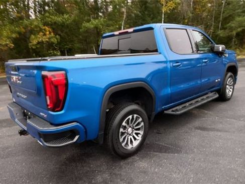 Used 2022 GMC Sierra 1500 AT4 w/ AT4 Preferred Package image 7