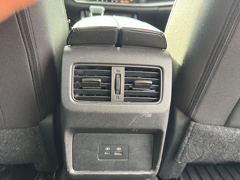 Used 2023 Nissan Rogue SV AWD/4WD image 23