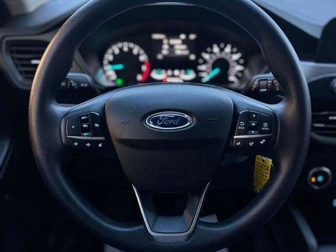 Used 2020 Ford Escape S image 16