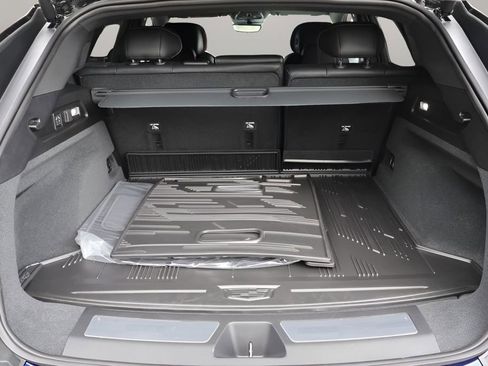 New 2026 Cadillac Lyriq V w/ LPO, Floor Liner Package AWD/4WD image 19