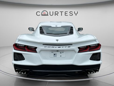 Used 2024 Chevrolet Corvette Stingray Coupe RWD image 11