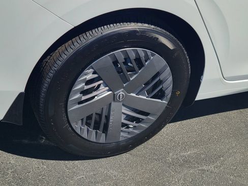 New 2027 Nissan Sentra S w/ Floor Mat Package FWD image 3