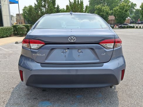 Used 2024 Toyota Corolla LE FWD image 5