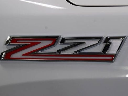 New 2026 Chevrolet Silverado 1500 LTZ w/ LTZ Premium Package AWD/4WD image 17