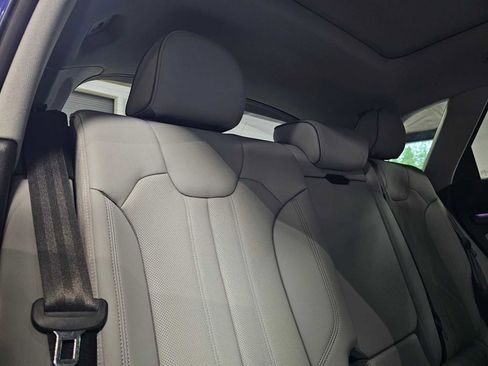 Used 2022 Audi Q5 e Prestige w/ Prestige Package AWD/4WD image 13