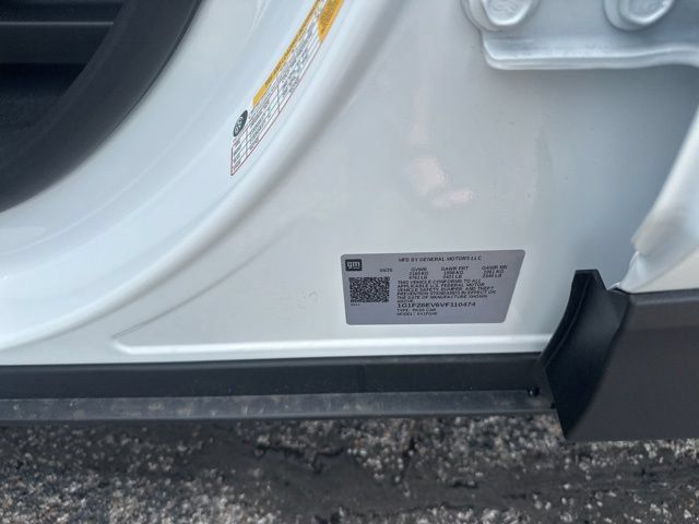 New 2027 Chevrolet Bolt RS w/ Super Cruise Package FWD image 36