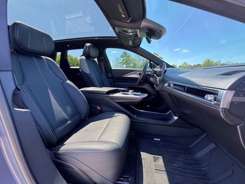 Used 2024 Cadillac Lyriq Tech w/ Driver Assist Package AWD/4WD image 32