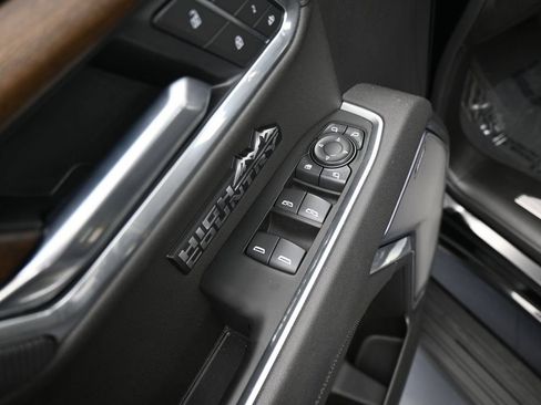 Used 2026 Chevrolet Silverado 1500 High Country w/ Midnight Edition AWD/4WD image 14