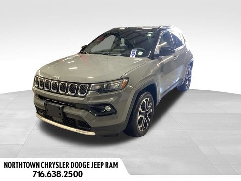 Used 2023 Jeep Compass Limited AWD/4WD image 1