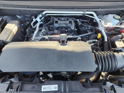 New 2026 GMC Canyon Elevation w/ Convenience Package image 34