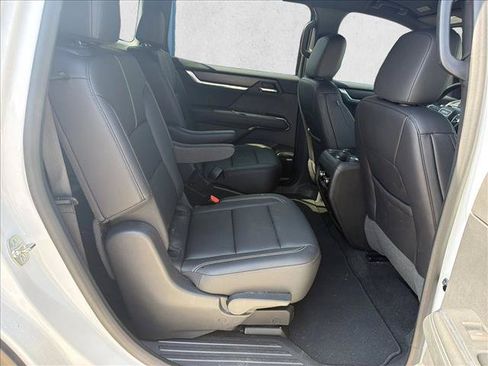 Used 2024 GMC Acadia Elevation w/ Luxury Package FWD image 21