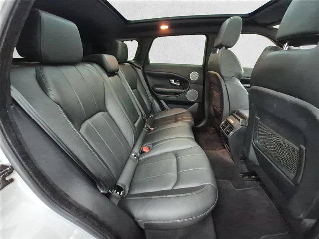 Used 2018 Land Rover Range Rover Evoque SE AWD/4WD image 24
