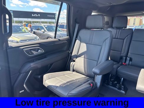 Used 2024 Chevrolet Tahoe RST w/ Luxury Package AWD/4WD image 13