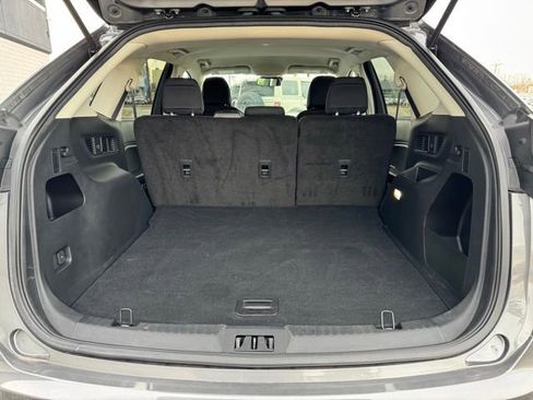 Certified 2024 Ford Edge SE w/ Black Appearance Package image 22