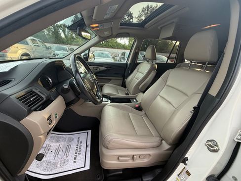 Used 2016 Honda Pilot Touring image 9